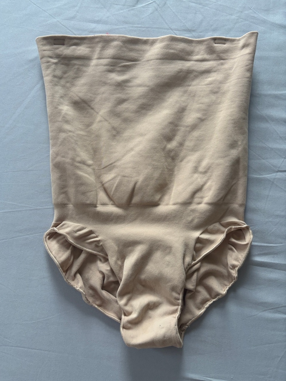 SKIMS High-Waist Shapewear Briefs in Nudeu